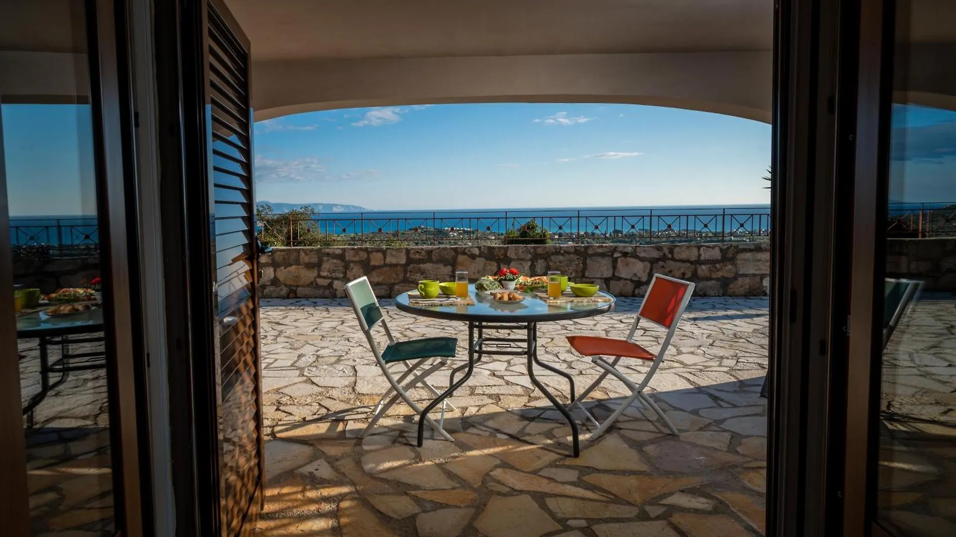 Vivian'S Residence Endless View Svoronata Greece